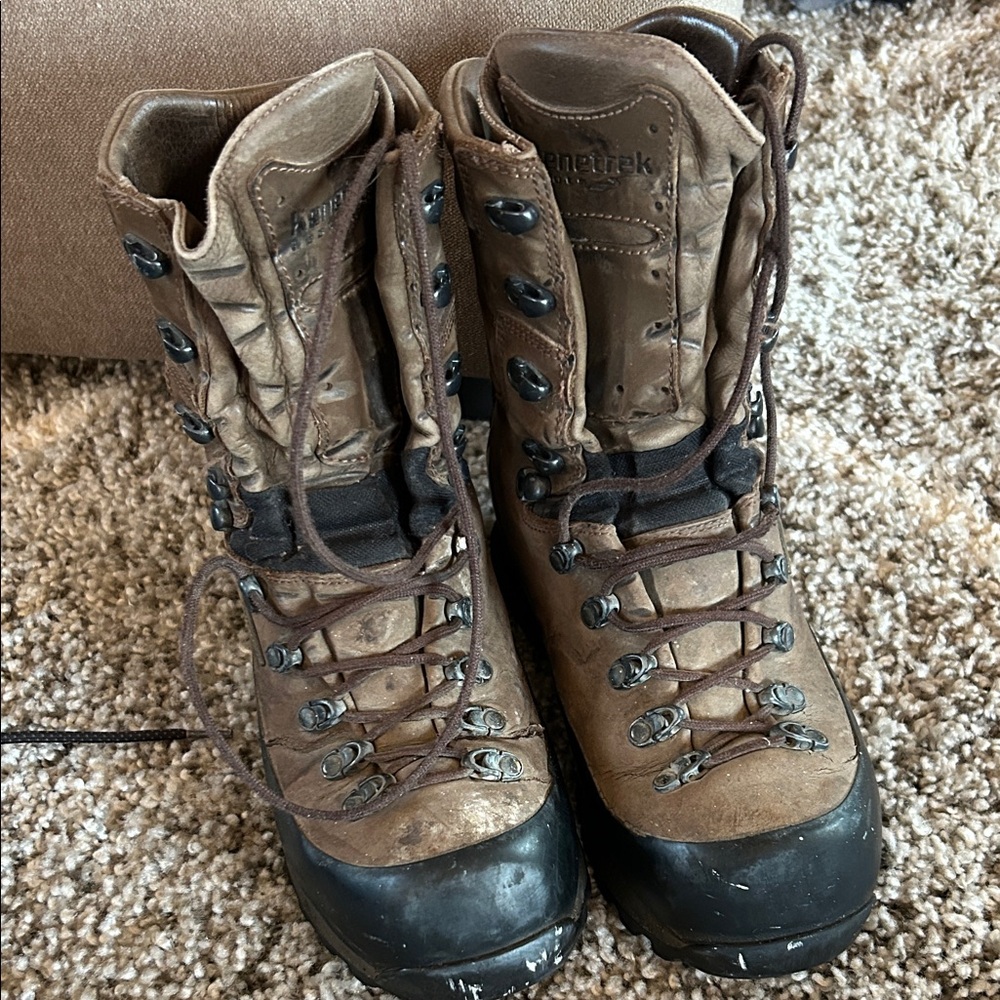 Men's Brown Kenetrek Boots